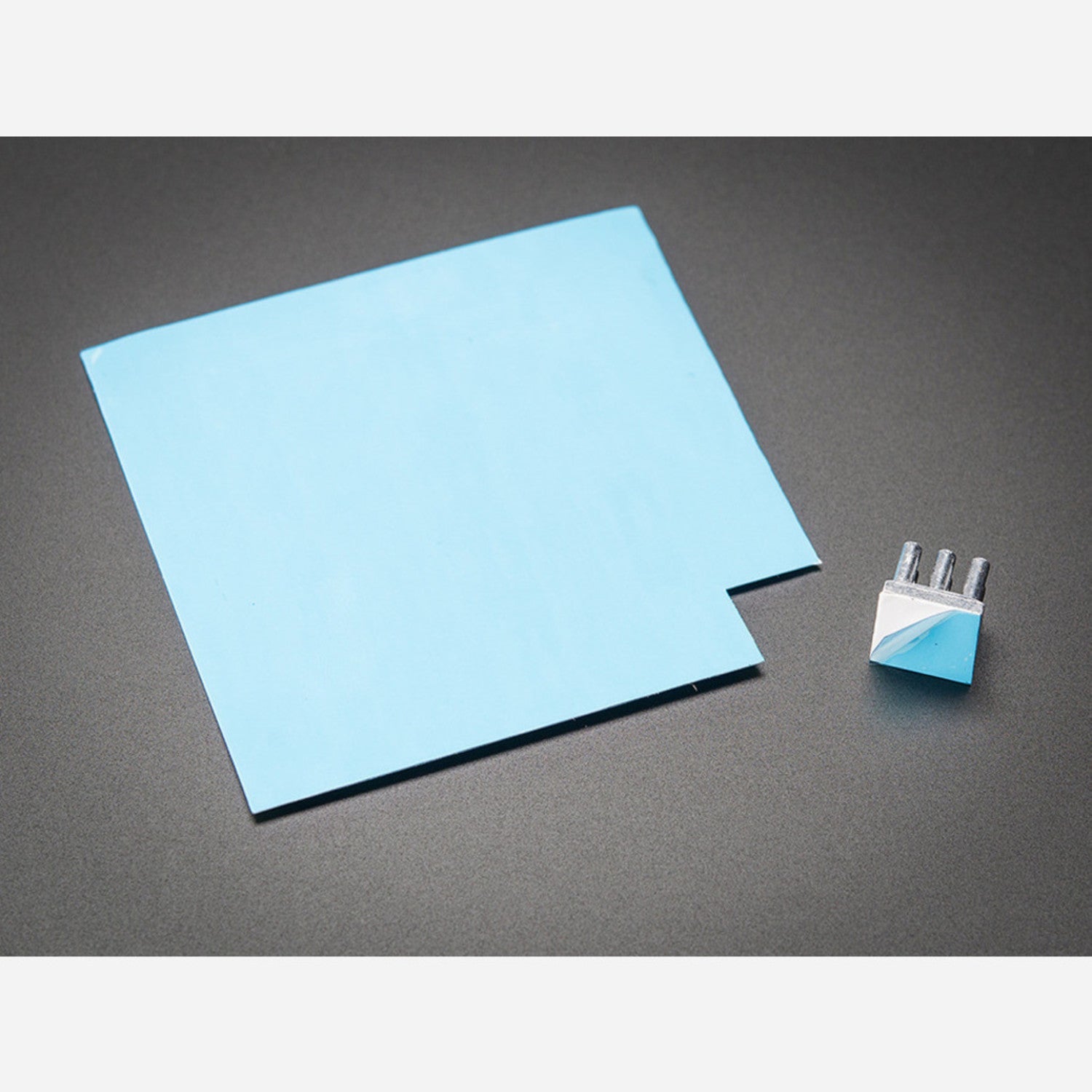 3M 8810 High - Performance Heat Sink Thermal Adhesive Tape, Measuring 80mm x 80mm