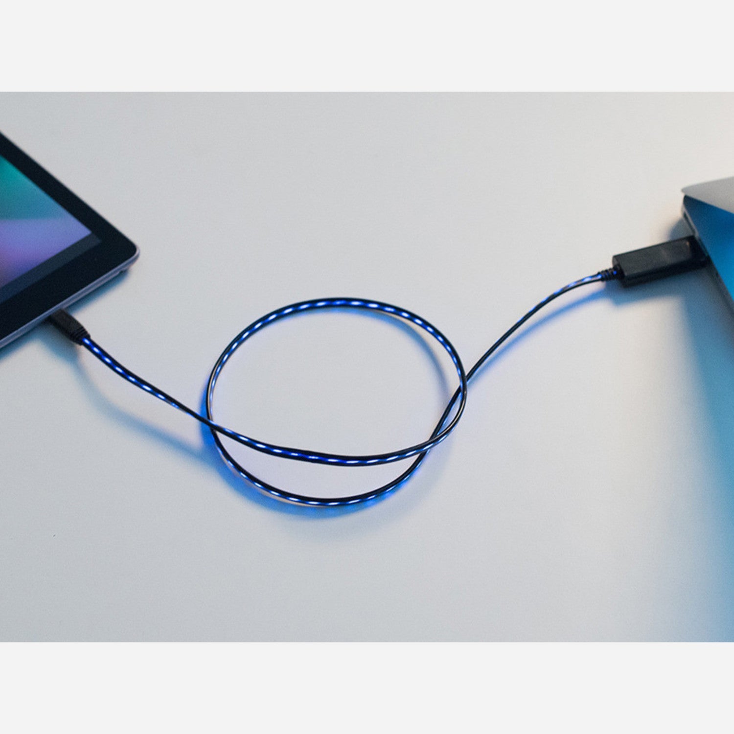 Stylish Flowing Effect MicroUSB Data and Charging Cable - Sleek Black with Aqua Electroluminescent Design