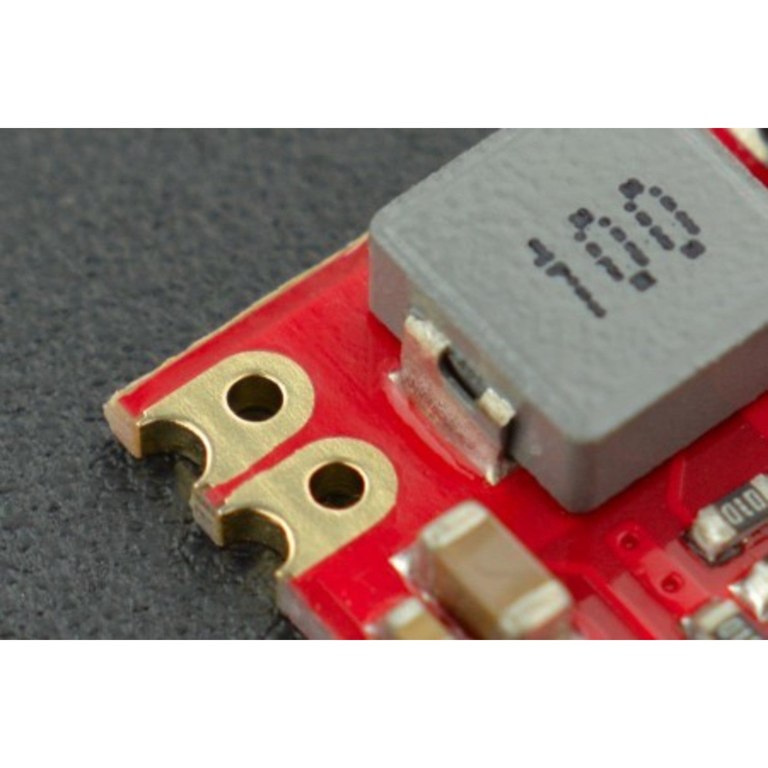 High-Efficiency DC-DC Buck Power Module: 5.5 - 28V Input to 3.3V/3A Output