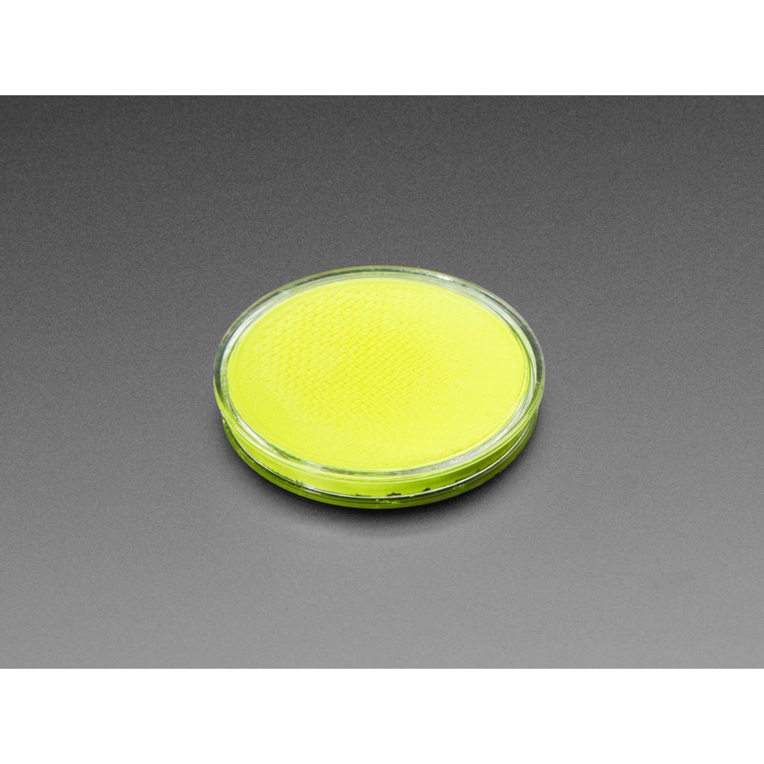 Vibrant Yellow Fluorescent Pigment for Creative Applications