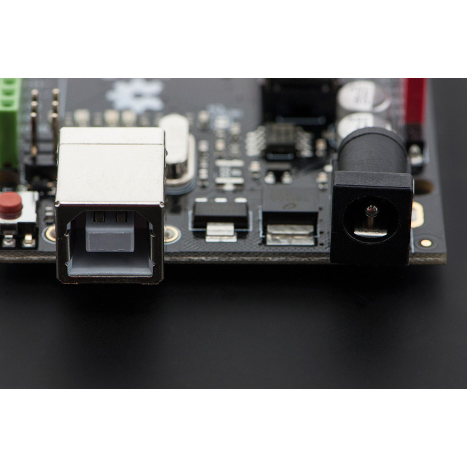 DFRduino UNO R3 - A Compatible Microcontroller Board for Arduino Development