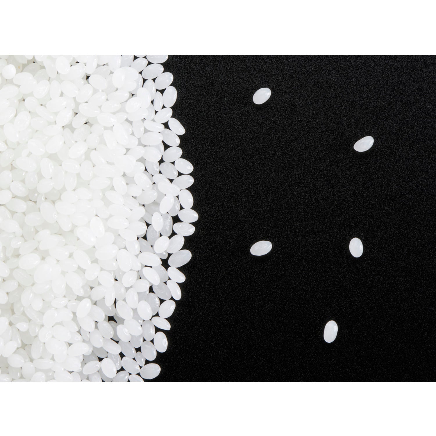 100g Bag of Hand - Shapable Low - Temperature Thermoplastic Beads