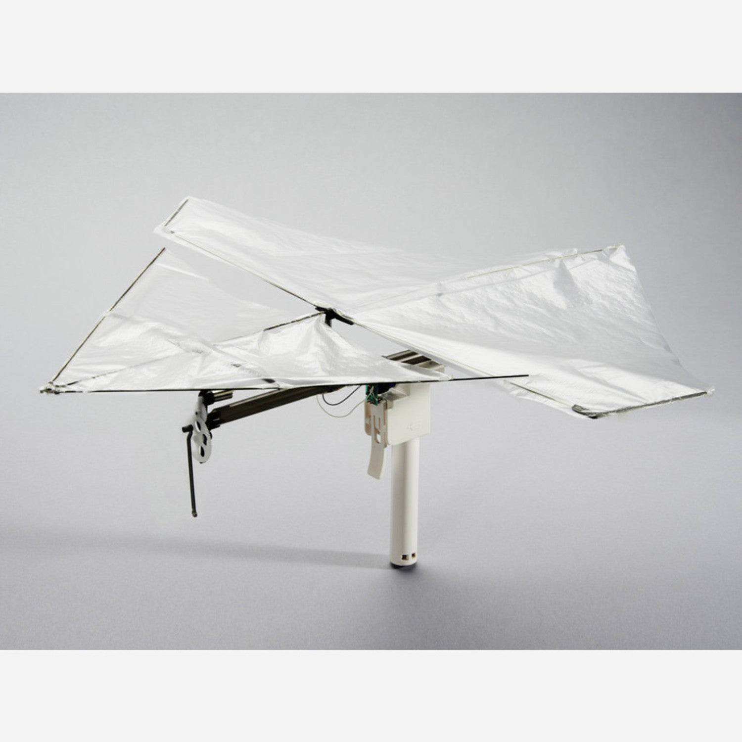 Gakken's Delta Twister DIY Lightweight Flying Machine Kit