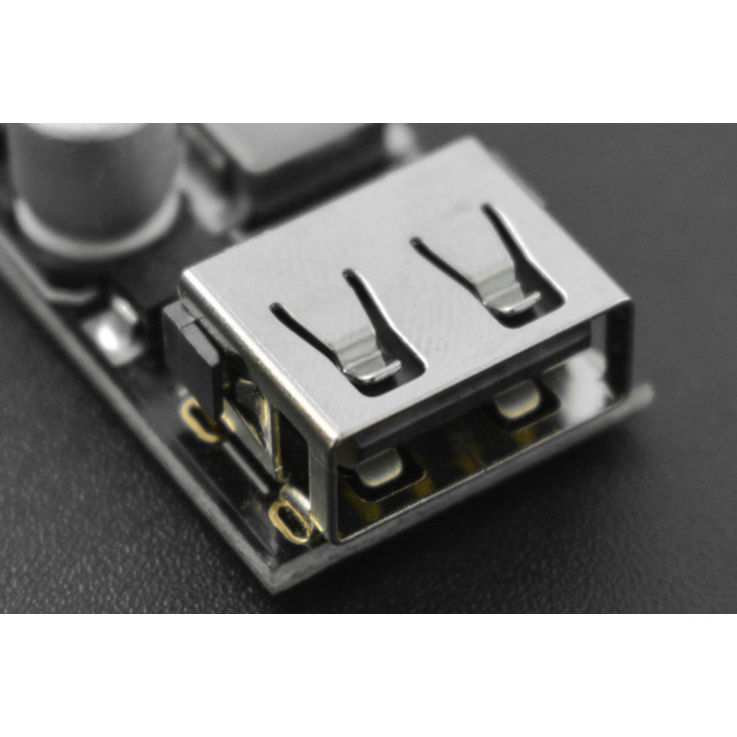 High - Efficiency DC - DC 6~32V to 5V/3A Fast Charge Module