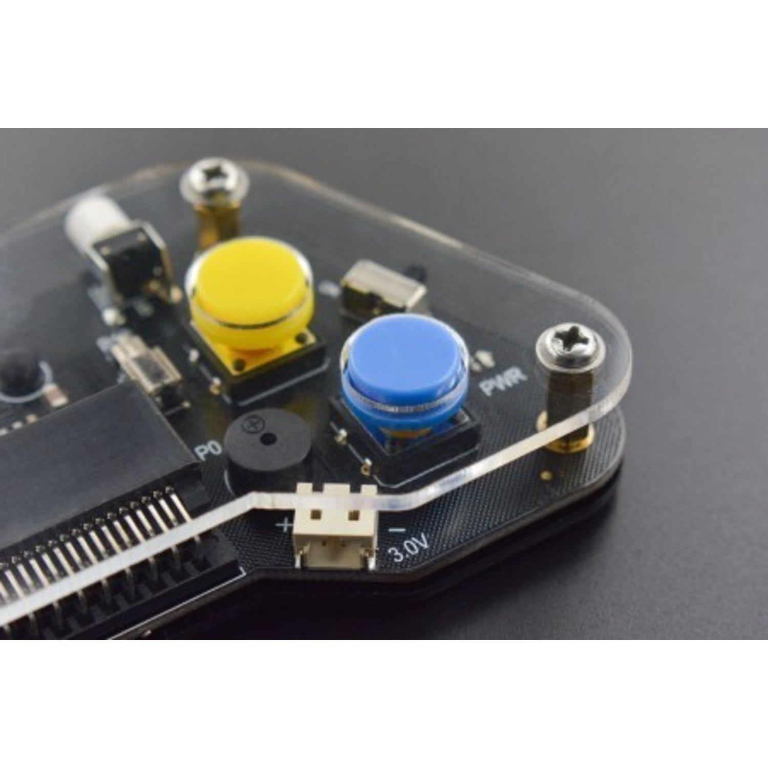 Micro:bit-based Wireless Expansion Gamepad with Programmable Features