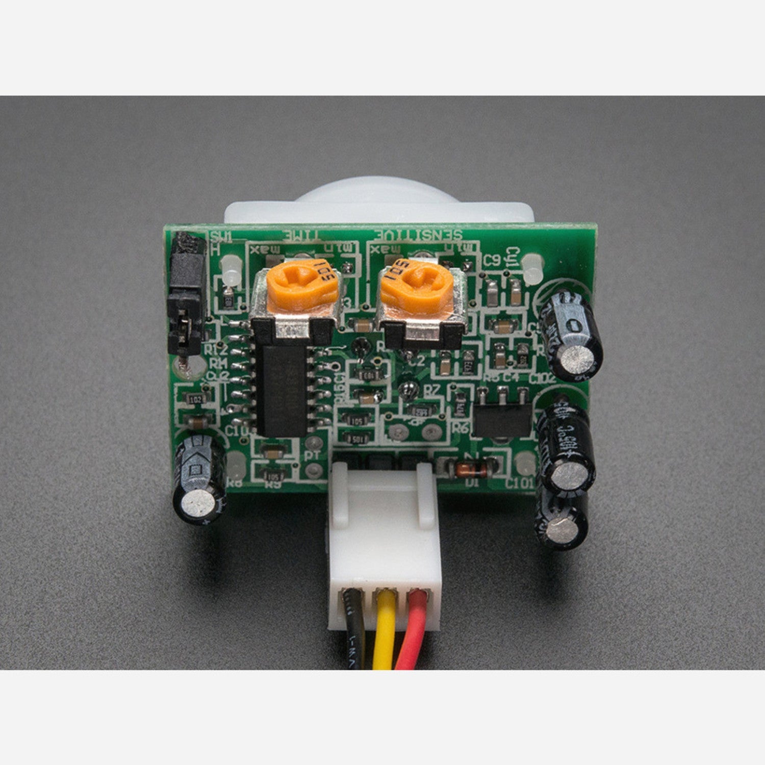 Adjustable PIR Motion Sensor with 1-Foot Cable for Long-Range Detection
