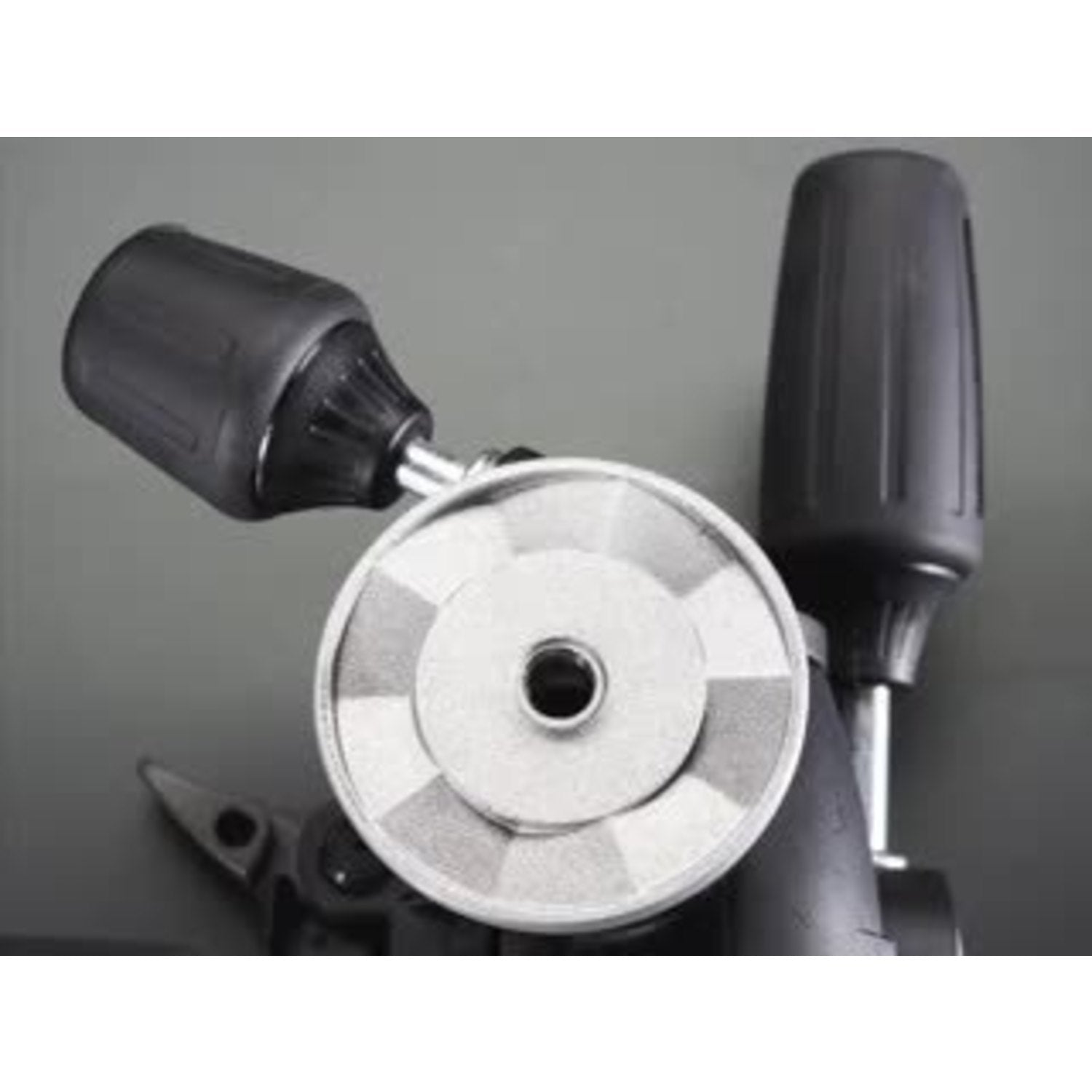 3/8 to 1/4 Adapter Screw for Camera and Tripod Connection