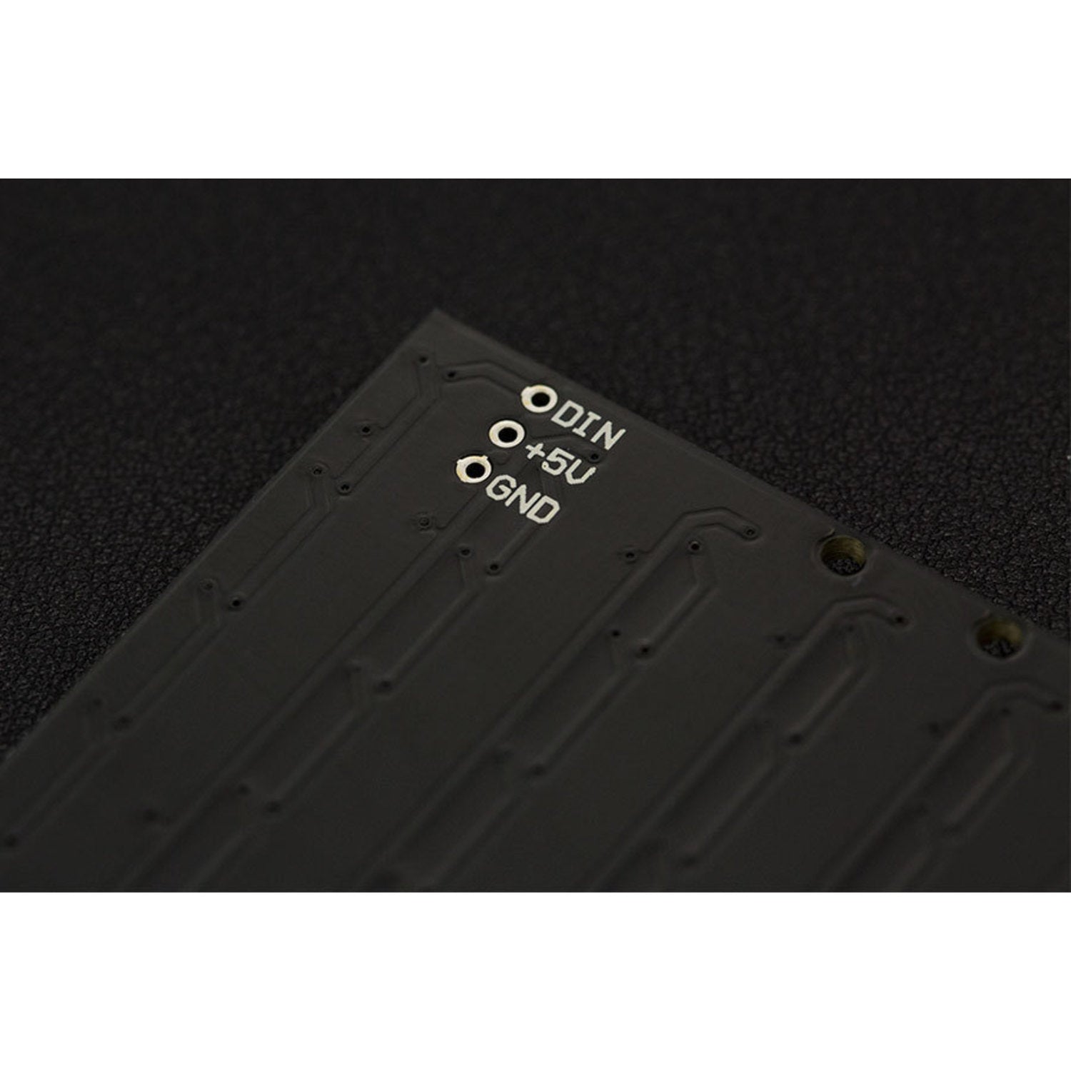 8x8 Full - Color RGB LED Matrix with Cascading Control and 5V Operation