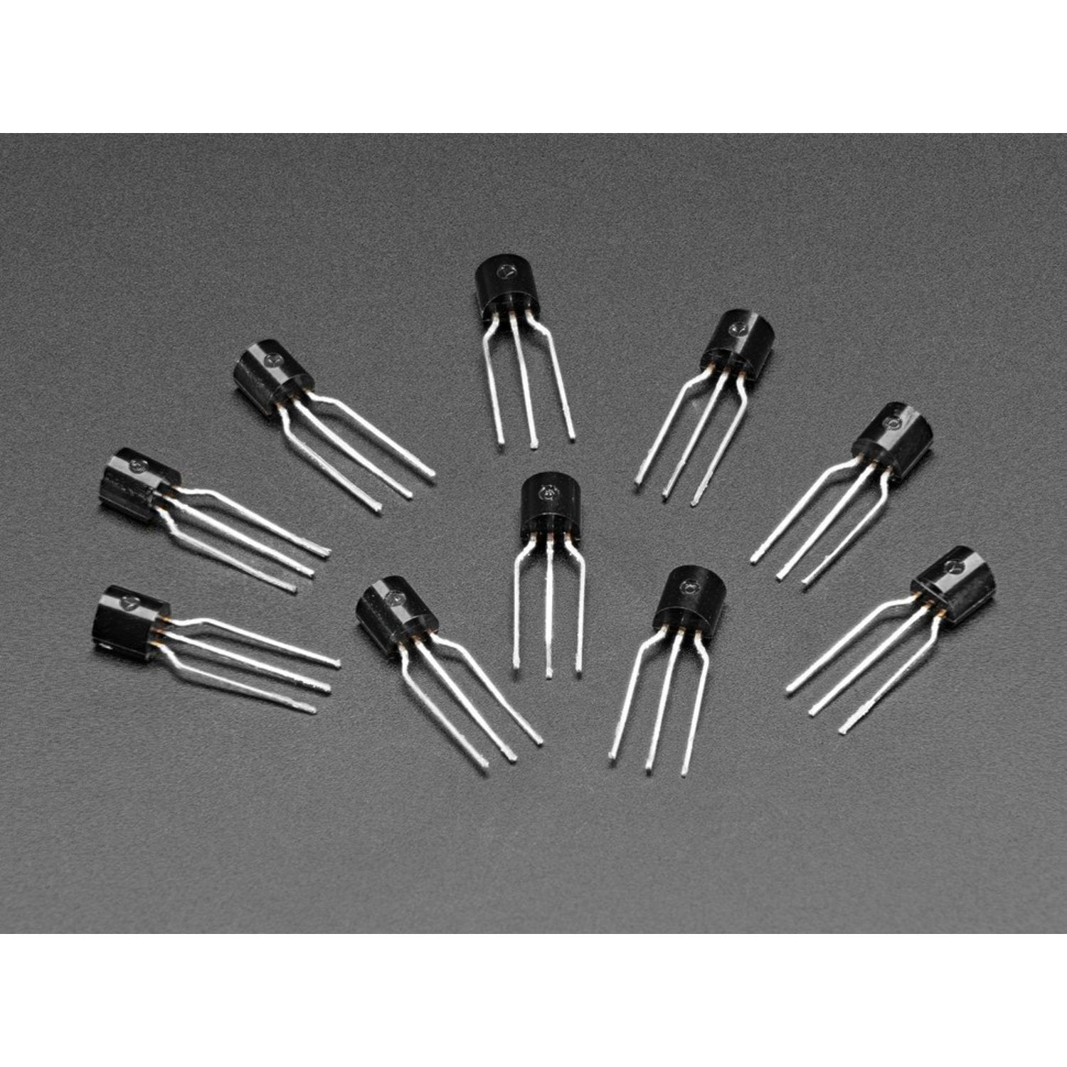 10-Pack PN2907 PNP Bipolar Transistors for Medium-Power Electronics
