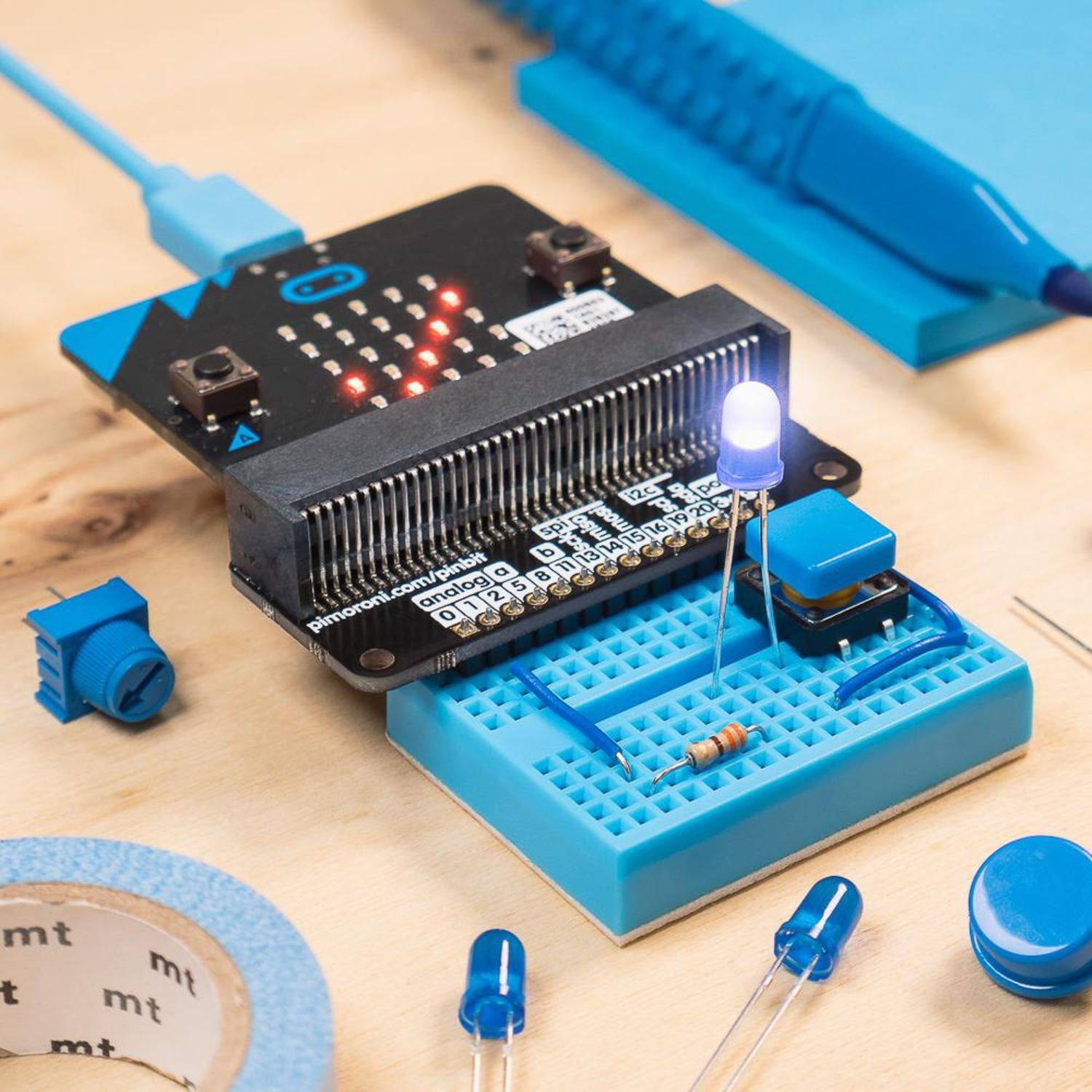 Pin:bit - An Ideal Breakout Board for Smooth Micro:bit Circuit Building