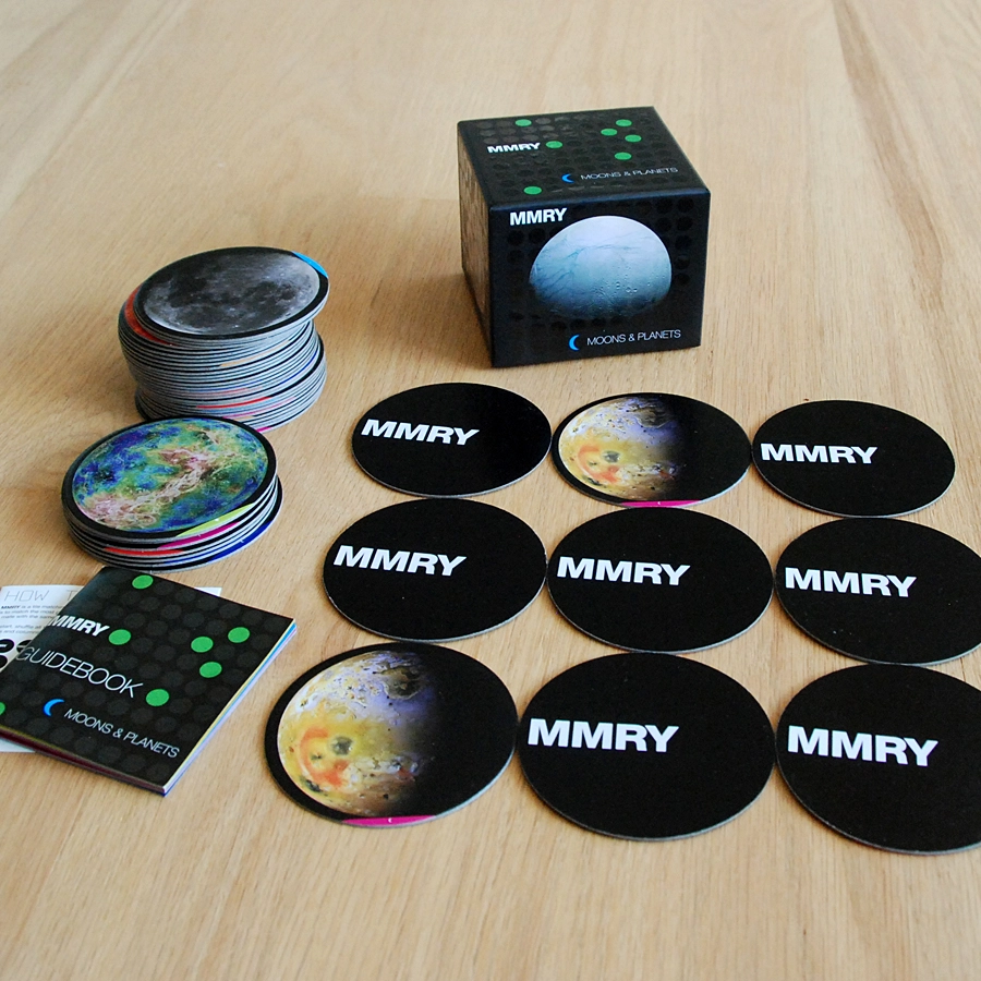 Mmry: Memory Matching Game of Moons and Planets