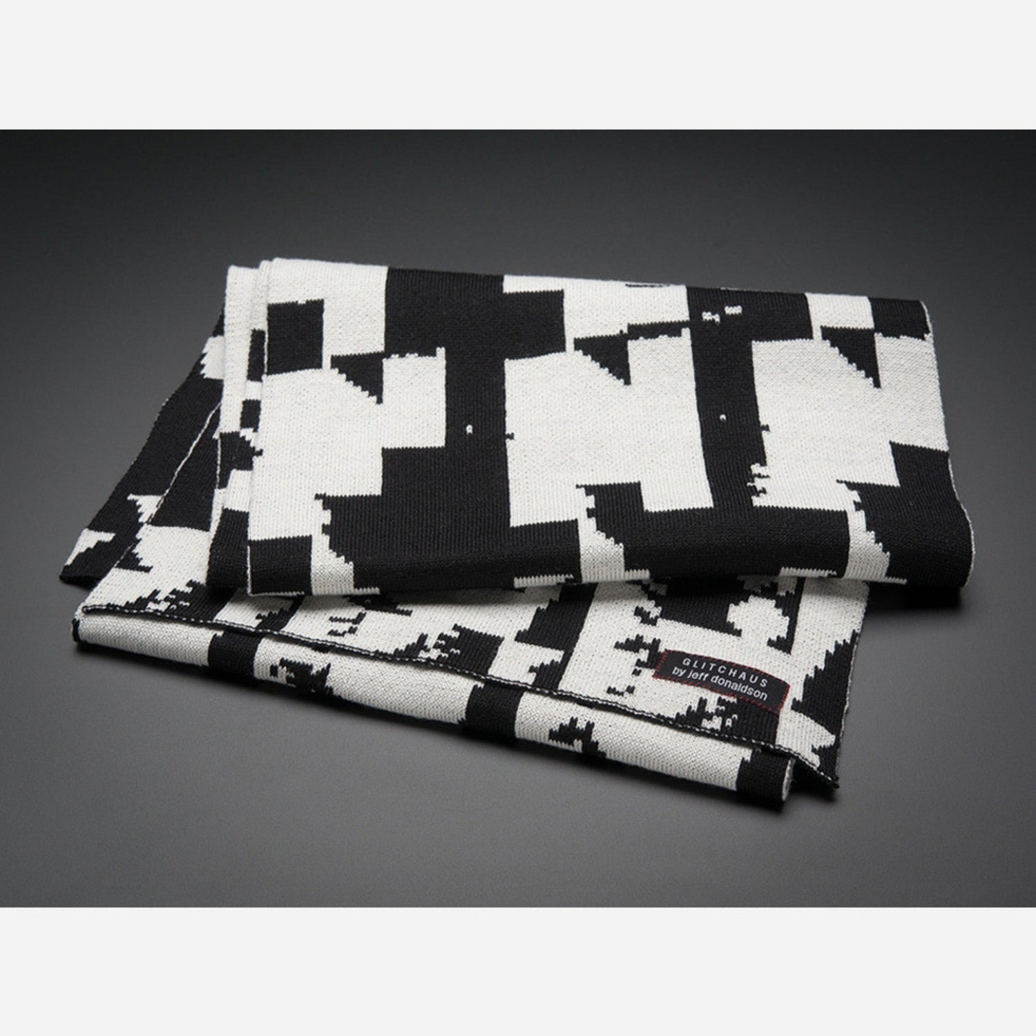 Glitchaus Brand Winter Glitch Pattern Scarf