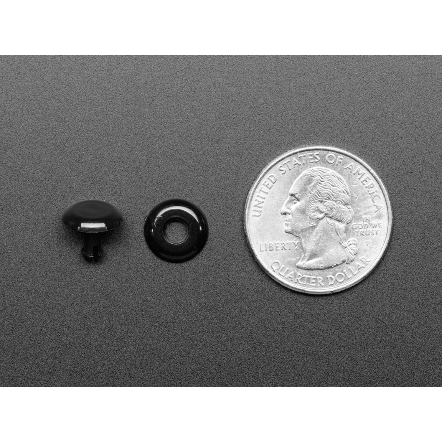 High - Quality Plastic Pop Rivets Ideal for Cardboard Crafts in a Convenient 100 - Piece Pack