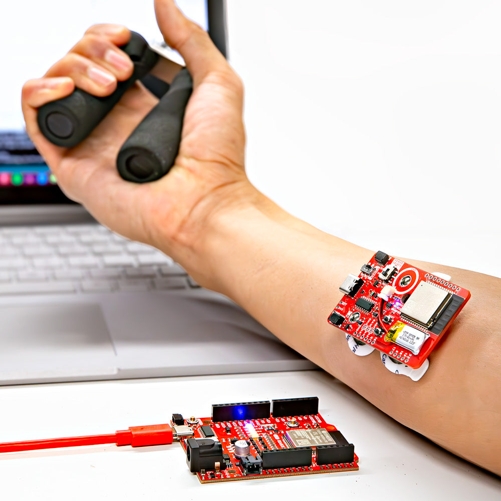 MyoWare 2.0 Wireless Shield for Muscle Sensor Data Transmission and Power Supply