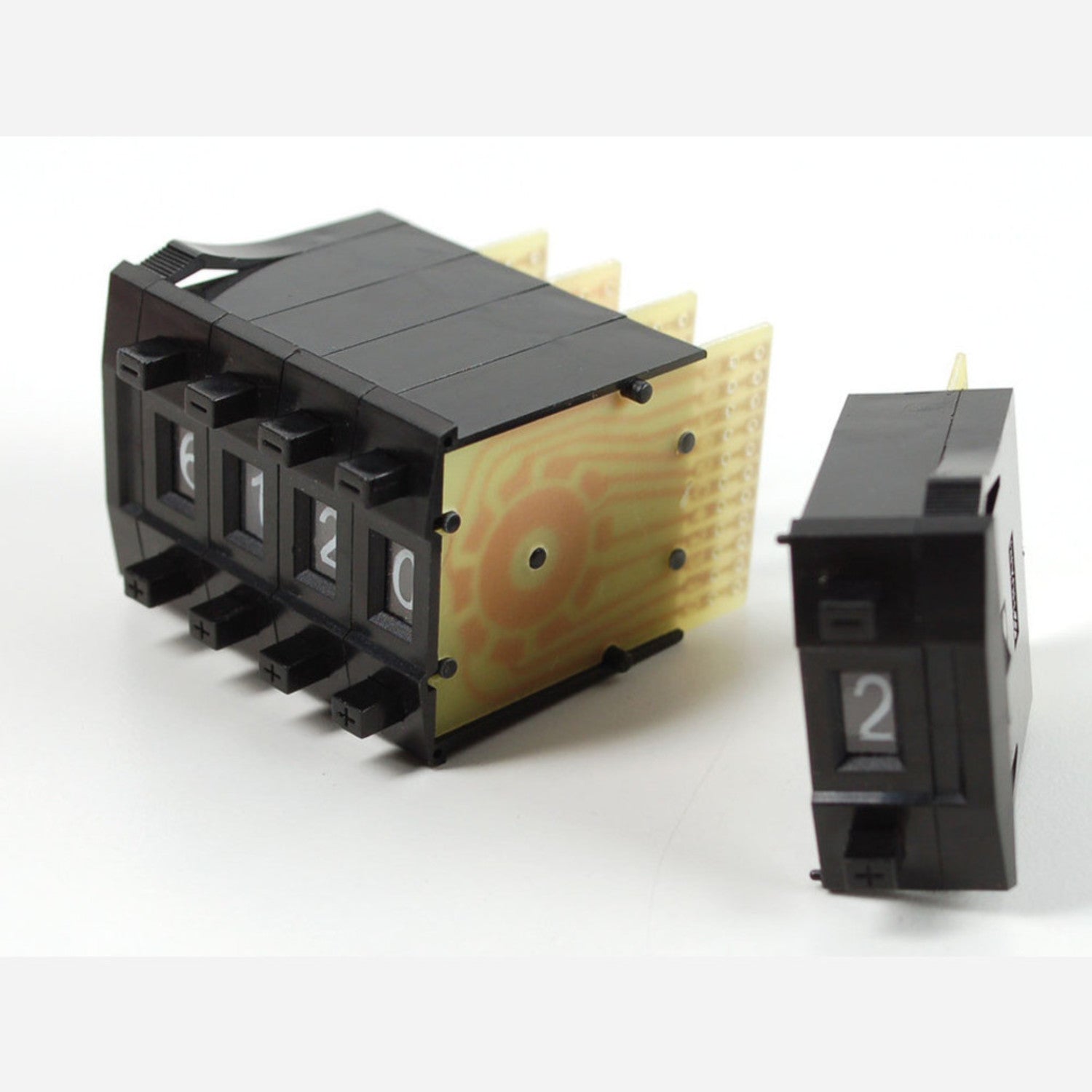 Large-Sized Mechanical Decade Counters - Set of Five for Counting Applications