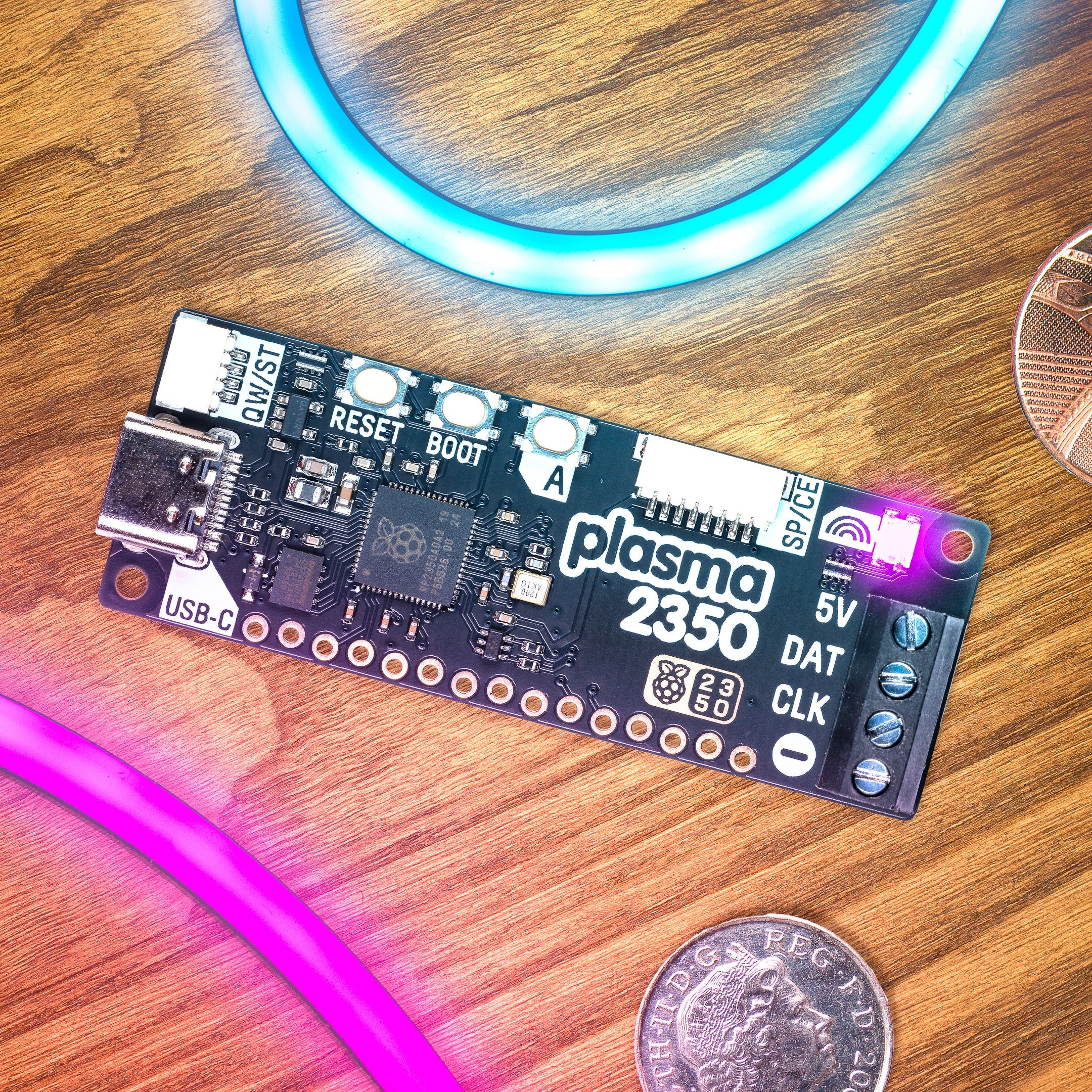 Powerful USB - C Powered Plasma 2350 Controller for Addressable LED Strips