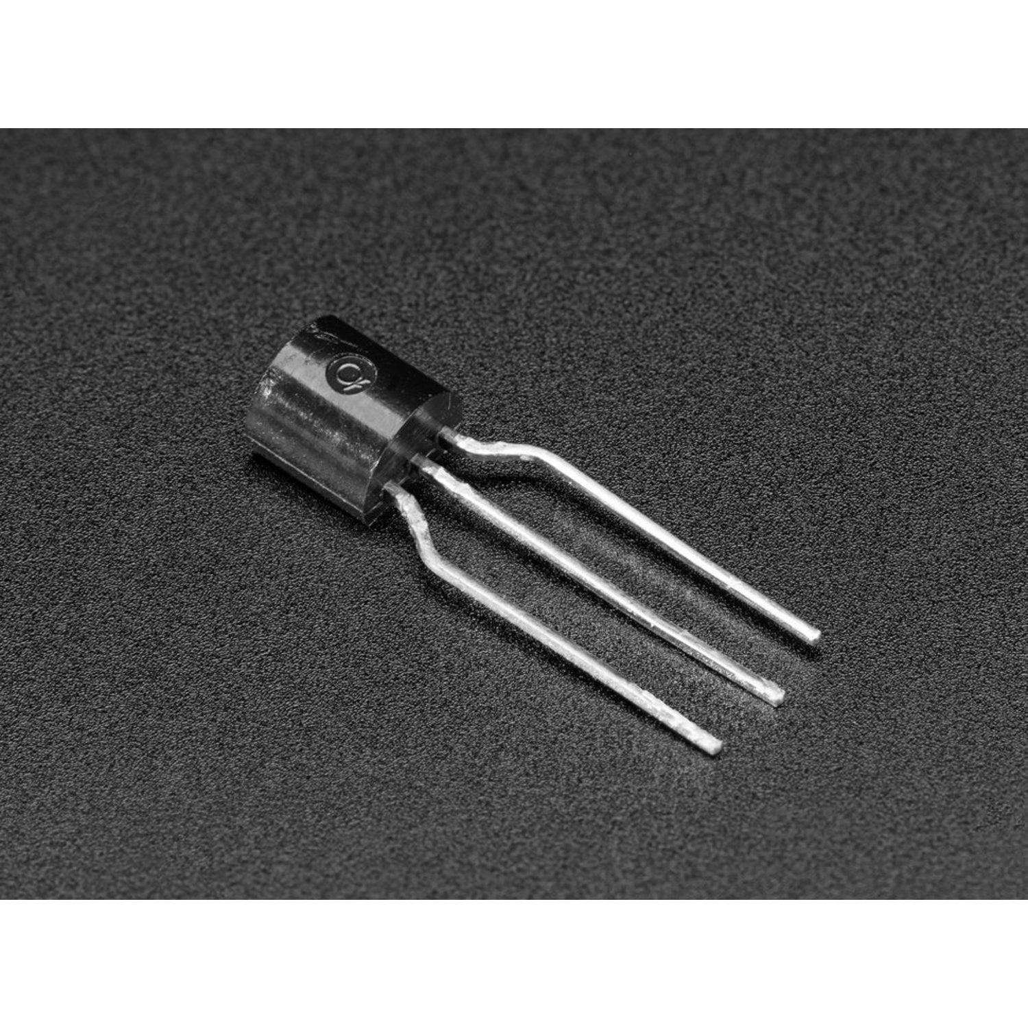 10-Pack PN2907 PNP Bipolar Transistors for Medium-Power Electronics