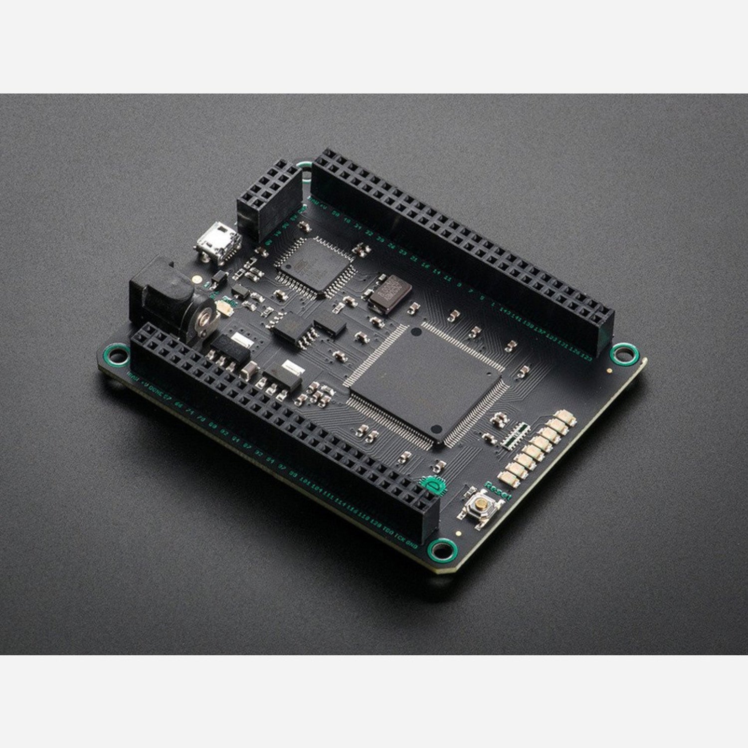Easy-to-Use Mojo Spartan 6 XC6SLX9 FPGA Development Board