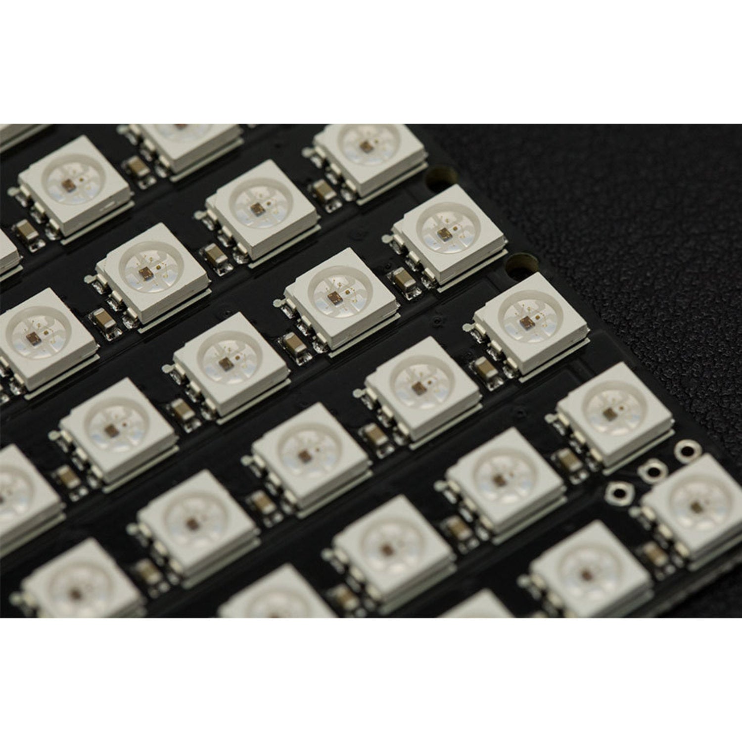 8x8 Full - Color RGB LED Matrix with Cascading Control and 5V Operation