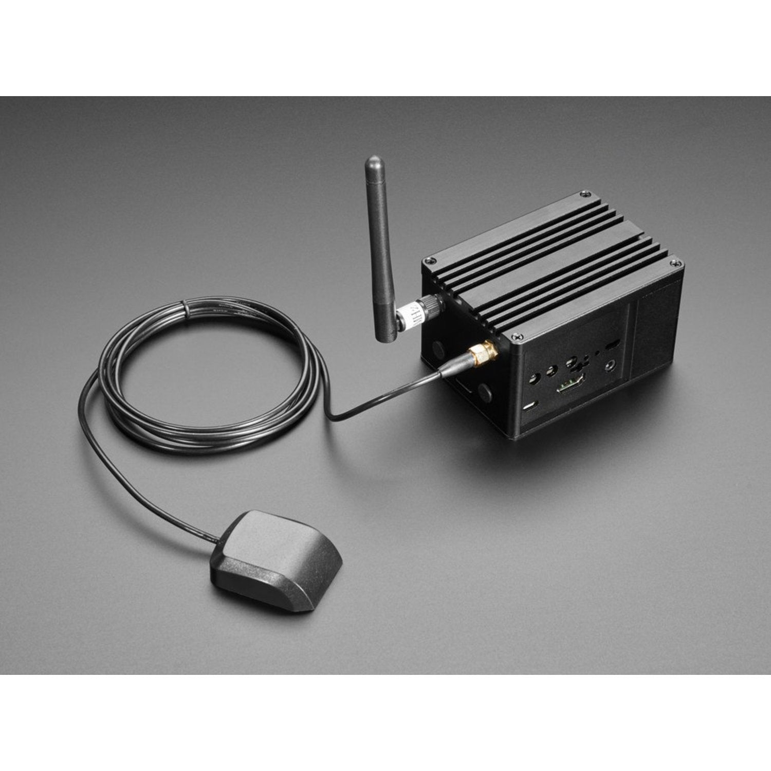 8-Channel SX1301 LoRa Gateway HAT with LoRa & GPS Antennas - Raspberry Pi Not Included