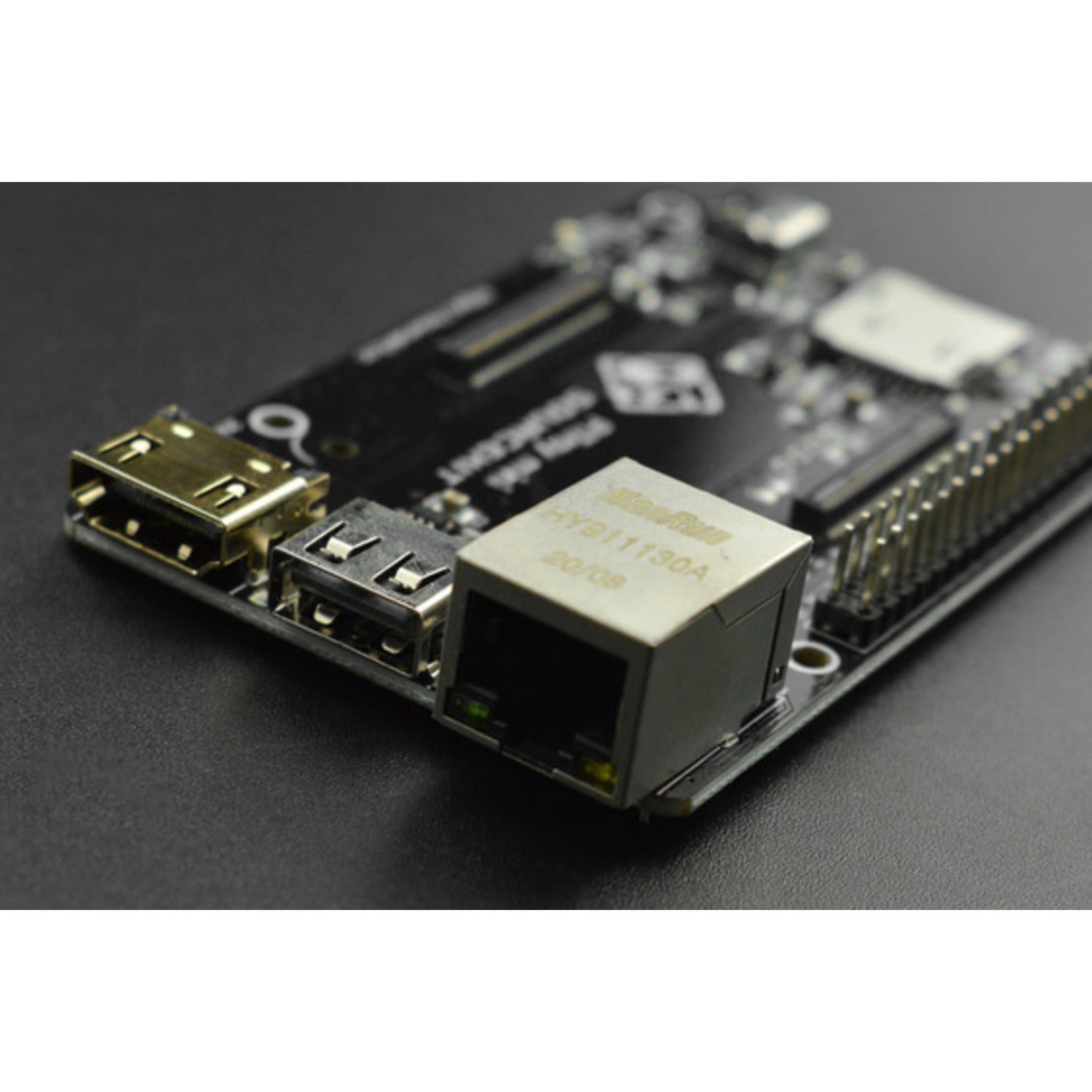 Compact PiTray Mini: Ideal Carrier Board for Raspberry Pi Compute Module 4 Clusters
